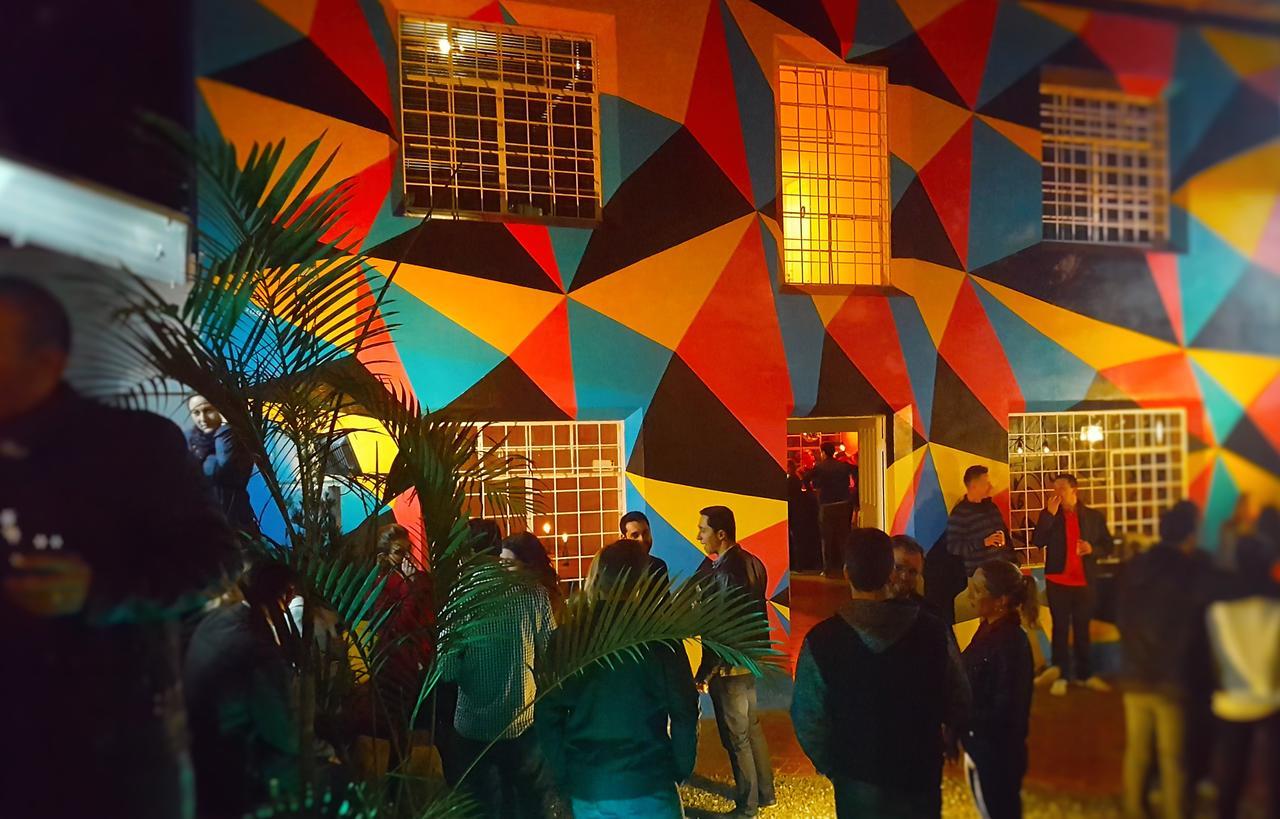 Social Hostel Cafe E Bar Curitiba Eksteriør billede