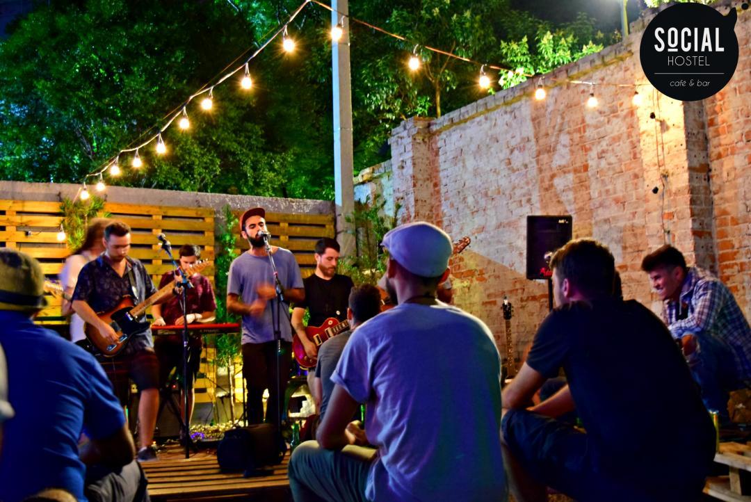 Social Hostel Cafe E Bar Curitiba Eksteriør billede